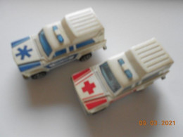 MAJORETTE 1970/80 / 2 JEEP CHEEROKE AMBULANCE REF 269 /UNE ROUGE UNE BLEU - Escala 1:160