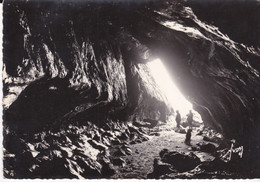 CPSM BAIE DES TREPASSES UNE DES GROTTES MARINES - Plogoff