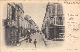 89-SENS- LA RUE DE LA REPUBLIQUE - Sens