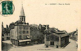 Guéret * La Place Du Marché * Halle Halles - Guéret