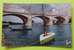 77 - SEINE ET MARNE - Le Mée - Pont Du Chemin De Fer - La Seine - Voilier Bateau - CPA Carte Postale Ancienne -vers 1950 - Le Mee Sur Seine