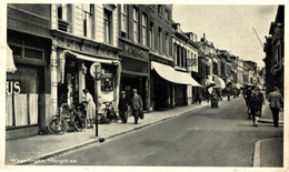 WAGENINGEN   Hoogstraat  Winkelstraat 1953 Mensen Lopen Fiets Street Gelderland Wageningen  HOLLAND HOLANDA NETHERLANDS - Wageningen