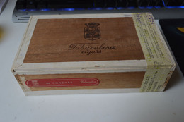 Rare Boite En Bois à Cigares Marque Tabacalera Made In Philippines  Format 22 X 13 X 7 Cm - Andere & Zonder Classificatie