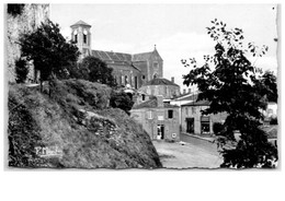 TALMOND L'église Et La Place (couleurs) - Talmont Saint Hilaire