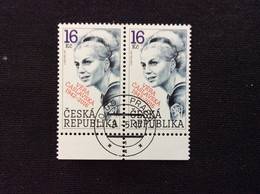 2017 Paire Oblitérée YT 834 Vera Caslavska Gymnaste Médaillée Olympique - Used Stamps