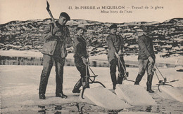 St Pierre Et Miquelon, Travail De La Glace, Mise Hors De L'eau - Saint-Pierre-et-Miquelon