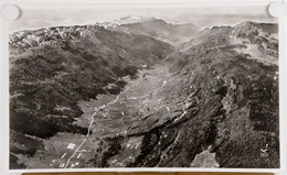 Mijoux.Jura.La Vallée De La Valserine.photographie.dimensions 45,00 X 27,3 Cm.circa 1950.peut être Encadré - Orte