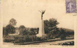 CPA FRANCE 46 "Latronquière, Le Monument Aux Morts" - Latronquiere