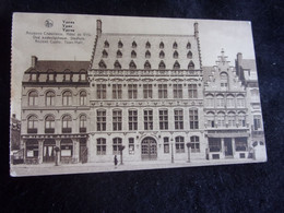 Ypres. Hôtel De Ville .Voir 2 Scans . - Ieper