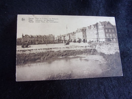 Ypres. Place De La Gare  . Les Remparts. Voir 2 Scans . - Ieper