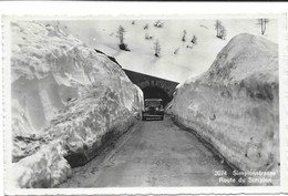 Simplonstrasse, Route Du Simplon, Voiture à Plaques Neuchâteloise. Wagen. Car. Circulée 1951 Simplon Dorf. Valais. - VS Valais
