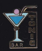 70862- Pin's. Bar Tonic. . Edinburgh - Boissons