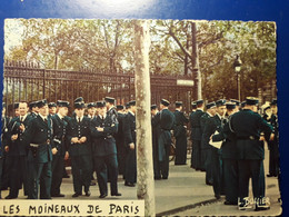 GENDARME PLACE DE L'ETOILE PHOTO ET LEGENDE DE LOUIS BUFFIER - Police - Gendarmerie