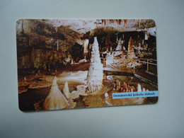 SLOVAKIA  USED   PHONECARDS LANSNSCAPES CAVE - Paysages