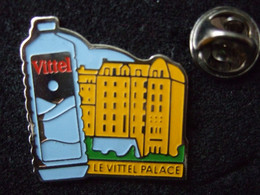 Getränke-Pin: "Vittel" Le Vittel Palace, Hotel In Vittel - Boissons
