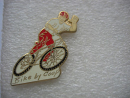 Pin's Cyclisme, Vélo Numéroté 393, Bike By Coop - Cyclisme