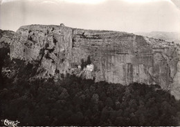 83 - La Ste-BAUME - PLAN-d'AUPS - Vue Aérienne Sur La Grotte Et Chapelle Du St-Pilon -- CPSM - Aups