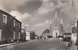 LEGE (Loire-Atlantique): Chapelle De Charette Et Rue De La Poste - Legé