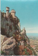 Cpsm 10x15 . SAN MARINO . Les Anciennes Tours - Saint-Marin