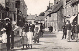 CPA De NERONDES - Grande-Rue. - Nérondes