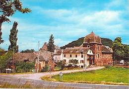 12 - VALADY : Une Vue De Ce Village Pittoresque - CPSM CPM Village ( 1.510 H ) Grand Format - Aveyron - Other & Unclassified