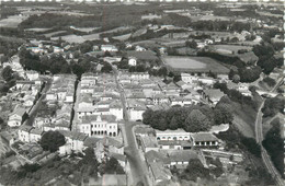 CPSM FRANCE 40 "Montfort En Chalosse, Vue Aérienne" - Montfort En Chalosse