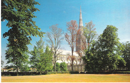 SALISBURY CATHEDRAL, WILTSHIRE, ENGLAND. UNUSED POSTCARD Qw6 - Salisbury