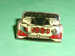 Pin's / Automobile  : Peugeot , Esso   TB2W - Ferrari