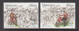 2018 Malaysia World Post Day Bicycles Motorcycles Complete Set Of 2 MNH - Maleisië (1964-...)