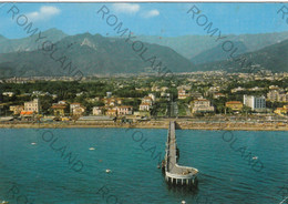 CARTOLINA  MARINA DI MASSA,TOSCANA,DALL"AEREO-PANORAMA,LUNGOMARE,SPIAGGIA,ESTATE,VACANZA,BARCHE A VELA,VIAGGIATA 1976 - Massa