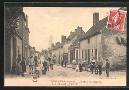 CPA Cerisiers, La Rue Principale, Vue De La Rue - Cerisiers