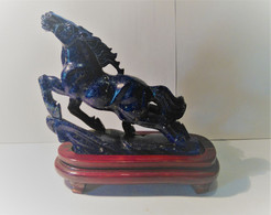 MANUFATTO  VINTAGE SCULTURA CAVALLO IN LAPISLAZULI CON BASE IN LEGNO - Oriental Art