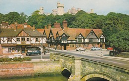 UK - Arundel - Sussex - Bridge - Cars - Volvo - Mini Cooper - Oldtimer - Arundel