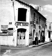 St Hilaire De Riez * Débit De Tabac Tabacs Café Journaux , Rue De Verdun * Auto - Saint Hilaire De Riez