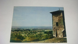 Carte Postale : Isère, Bressieux, La Tour, Au Fond, Le Village De St-Simeon - Bressieux