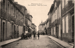 Fleurance * La Rue Gambetta * Hôtel Des Postes * Automobile Voiture Ancienne * Ptt - Fleurance