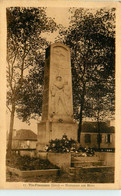 Vic Fezensac * Vue Sur Le Monument Aux Morts - Vic-Fezensac