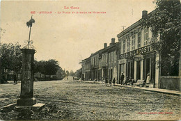 Seissan * La Place Et Avenue De Masseube * Hôtel De France LACOSTE - Andere & Zonder Classificatie