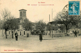 Seissan * Le Kiosque à Musique Et L'église * Villageois - Other & Unclassified