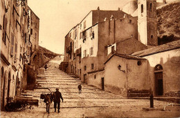 Bonifacio * La Rue En Escalier Descendant à La Fontaine * Corse Du Sud 2A - Other & Unclassified