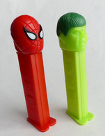 2 FIGURINES  PEZ Marvel Spiderman Et Hulk 1991 4.966.305 Usine 5 Figurine - Pez