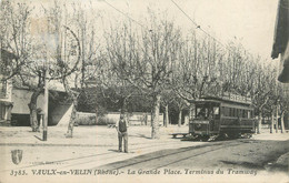 CPA FRANCE 69 "Vaulx En Velin, La Grande Place" / TRAMWAY - Vaux-en-Velin