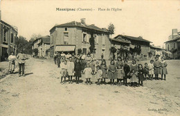 Massignac * La Place De L'église * Villageois - Other & Unclassified