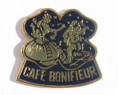 Pin's CAFE BONIFIEUR - Dame De La Belle époque Et Troubadour - Lettres Dorées Sur Fond Noir - K319 - Boissons