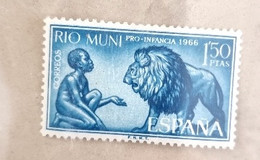 RIO MUNI Lion, Lions, Felin , Félins,  Lowe, Neuf Aveccharniere ** MLH - Felini