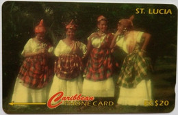 Saint Lucia Cable And Wireless 201CSLB    EC$20 " Women Of St Lucia In National Wear " - Sainte Lucie