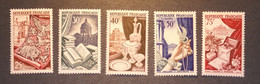 Lot Timbres France * N° 970 à 974 (1954) / Port Offert - Autres & Non Classés