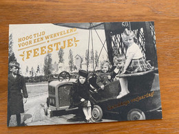 Woesten (Vleteren) Circa 1945 Kinderen Op Kermis - Vleteren