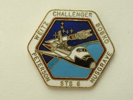 Pin's NAVETTE AMERICAINE  - CHALLENGER - SIGNE NASA STS 6 - EMAIL - Space