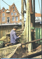 Nederland Holland Pays Bas Harlingen Met Netten Boeten Op Een Vissersboot - Harlingen